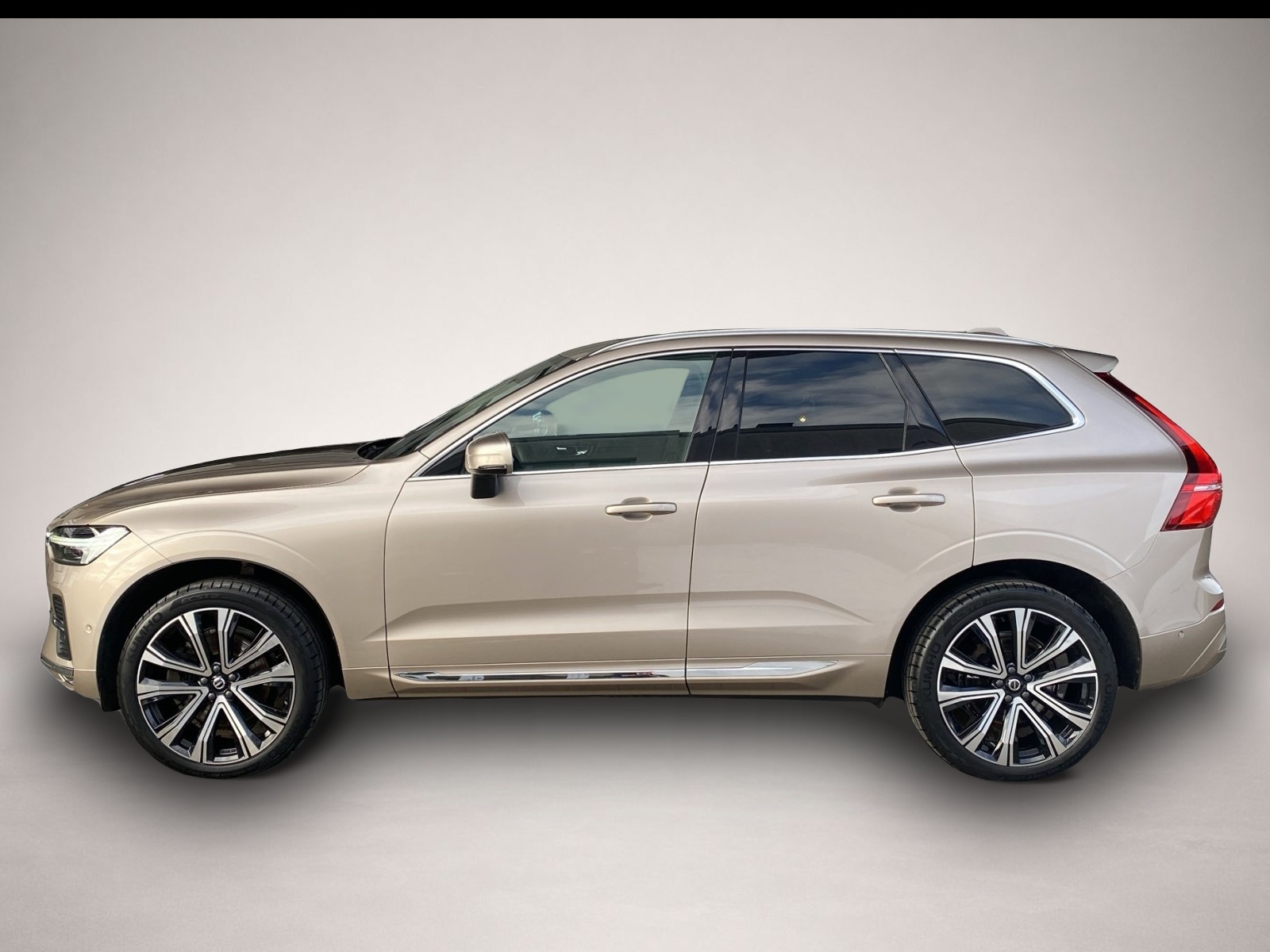 Bild 2 Volvo XC60 B5 Ultimate ACC+AHK+LED+SD*WinterP+