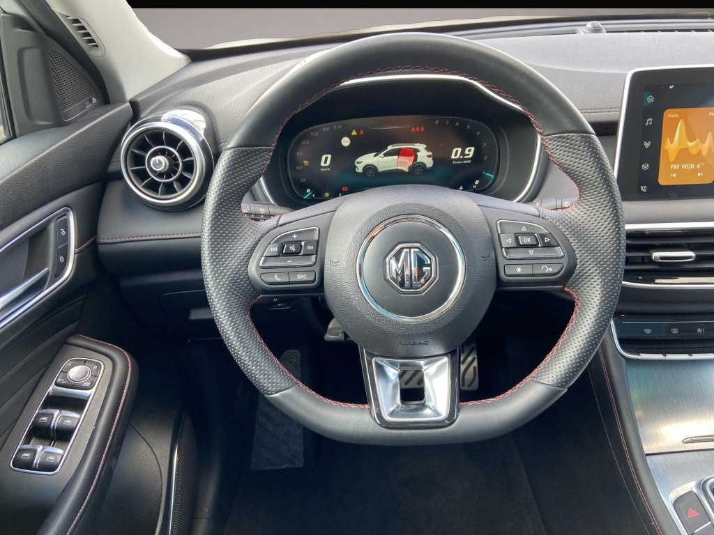 Bild 4 MG HS Luxury Automatik