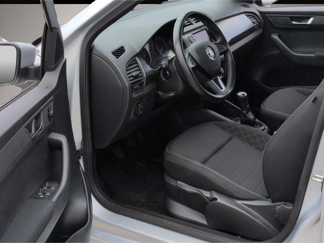 Bild 5 Skoda Fabia Style 1.0TSI*Tempo SHZ PDC Smart-Link Alu