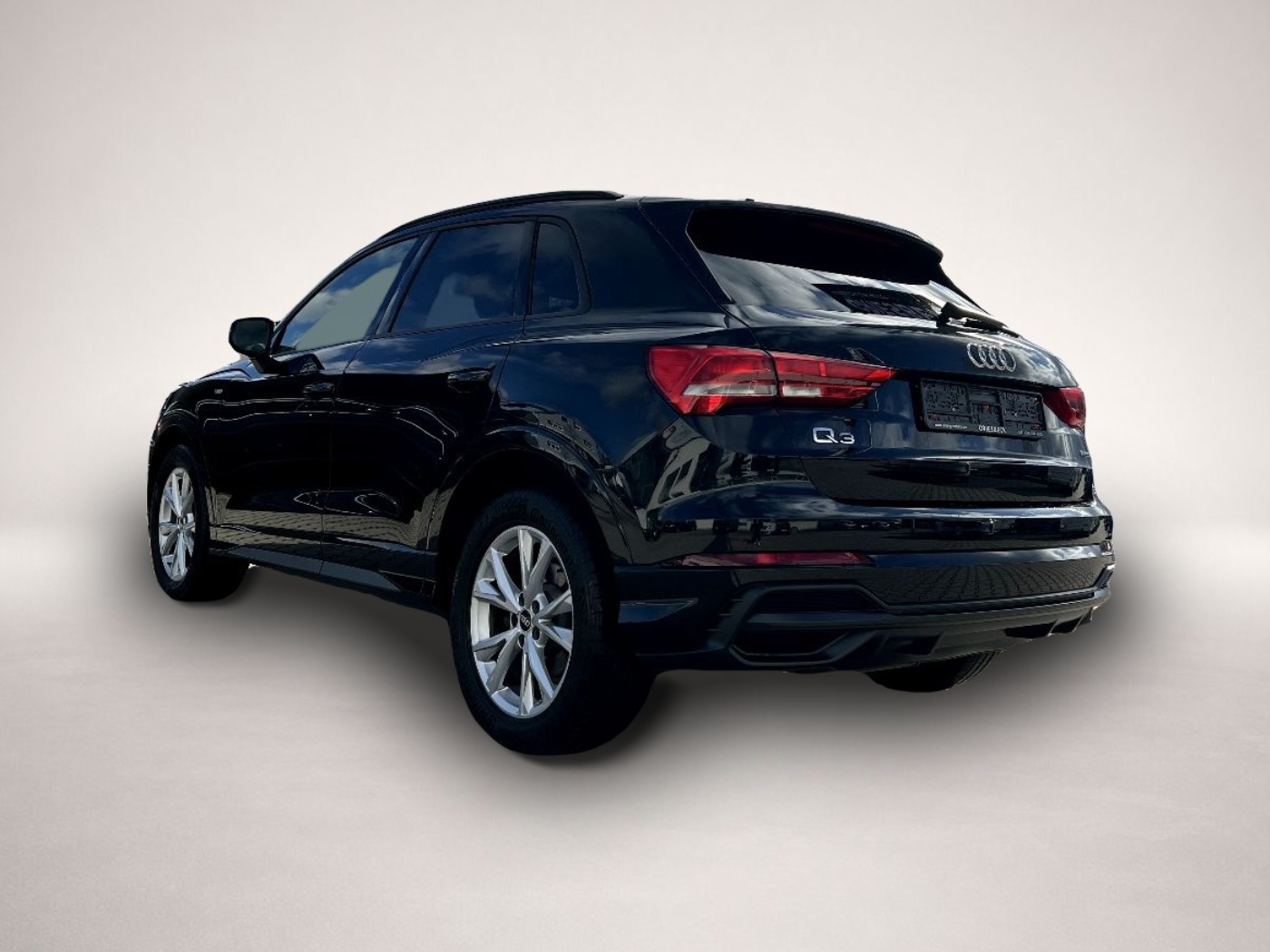 Bild 2 Audi quattro Q3 35 TDI Quattro S-Line *LED Navi AHK DAB Alu*