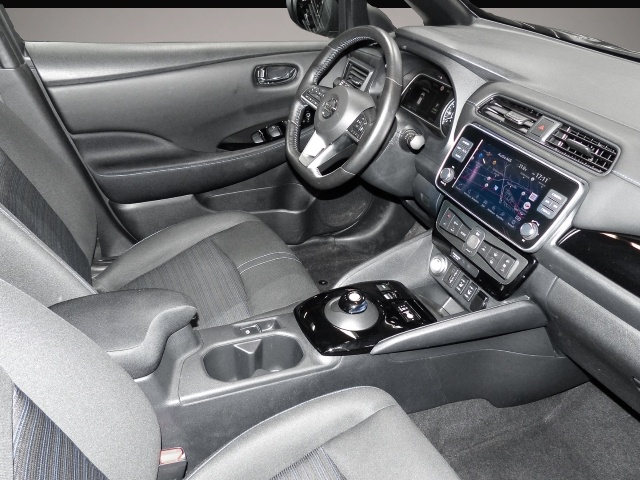 Bild 3 Nissan Leaf N-Connecta 40 kWh Navi 360 Kamera ACC Apple