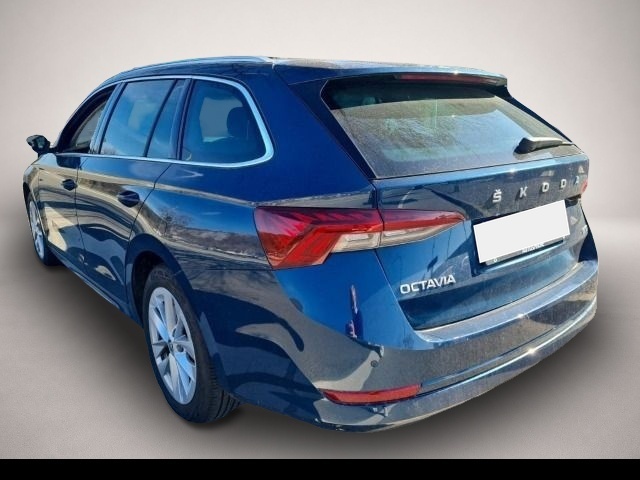 Fotografie 2 des Skoda Octavia 4 Combi 1.0TSI DSG Style PANO/AHK/NAVI/L
