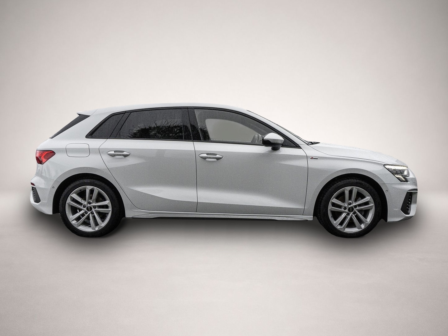 Bild 4 Audi A3 Sportback S line 35 TFSI S-tronic Virtuell LE
