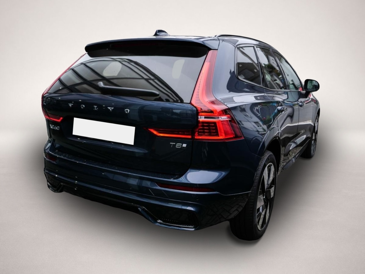 Bild 2 Volvo XC60 Plus Dark Recharge Plug-In Hybrid AWD T8 Tw