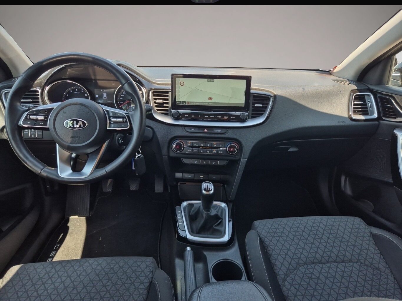 Bild 6 Kia cee'd / Ceed 1.4 TGDI 140 Vision Nav AHK KomfortP PDC