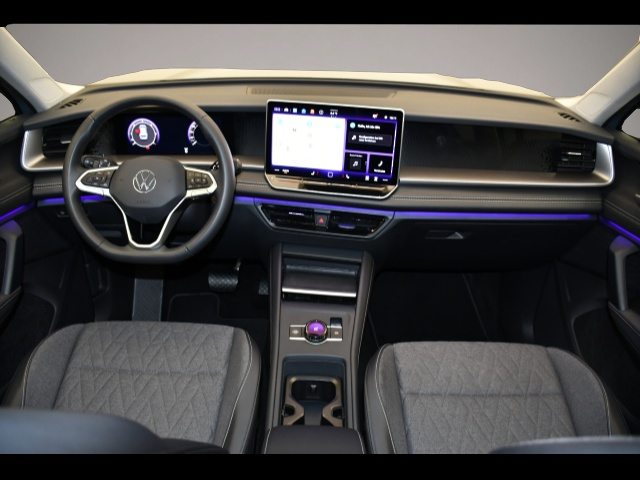 Fotografie des Volkswagen Tayron 2.0 TDI 4M DSG Life Matrix/DCC/AHK/ACC/7.