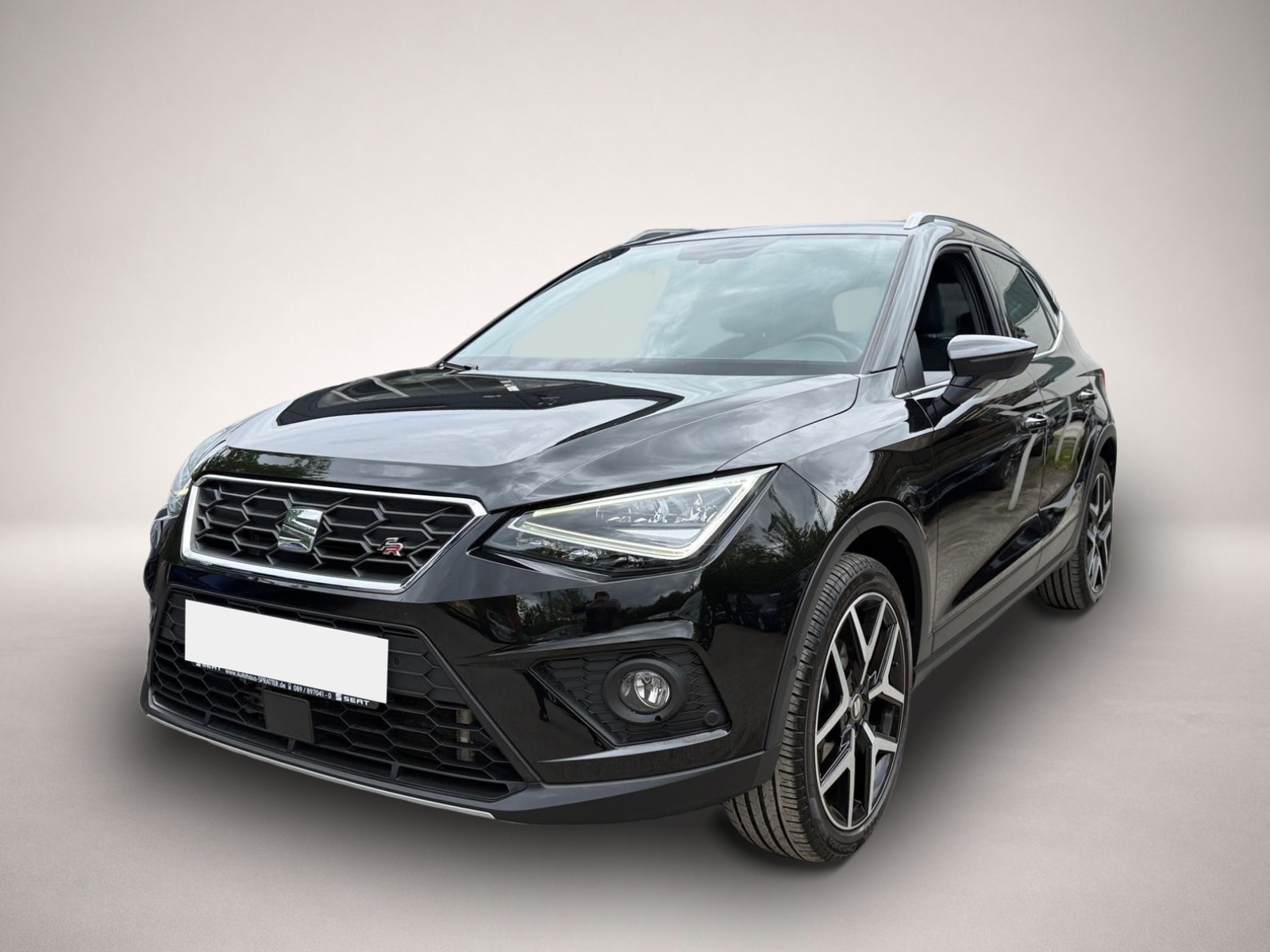 Fotografie Seat Arona 1.0 TSI FR NAVI LED SHZ GRA Kamera