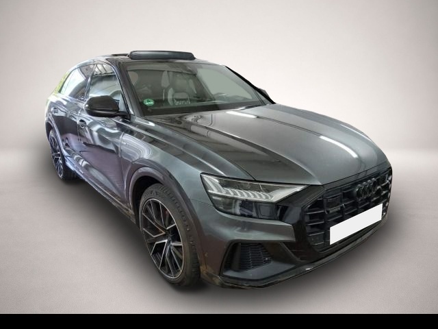 Fotografie 2 des Audi Q8 50 TDI qu. Tiptr. Competition Plus *AHK*Pano*