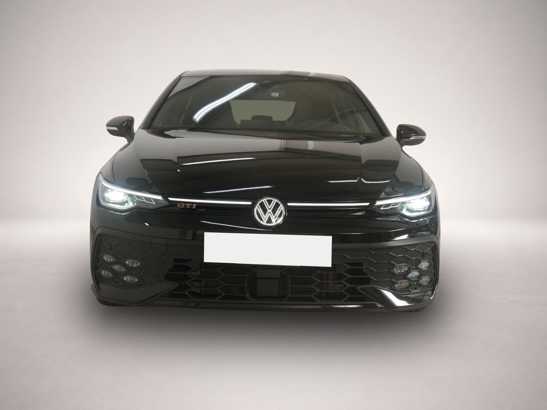 Bild 2 Volkswagen Golf 2.0 TSI GTI Black Style