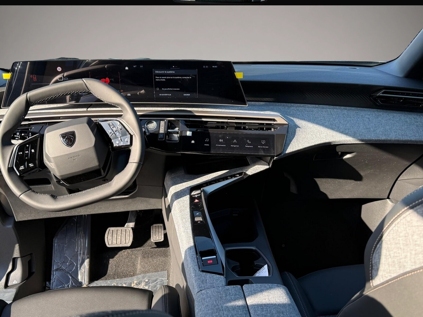 Bild 5 Peugeot 3008 Hybrid Allure ACC 21
