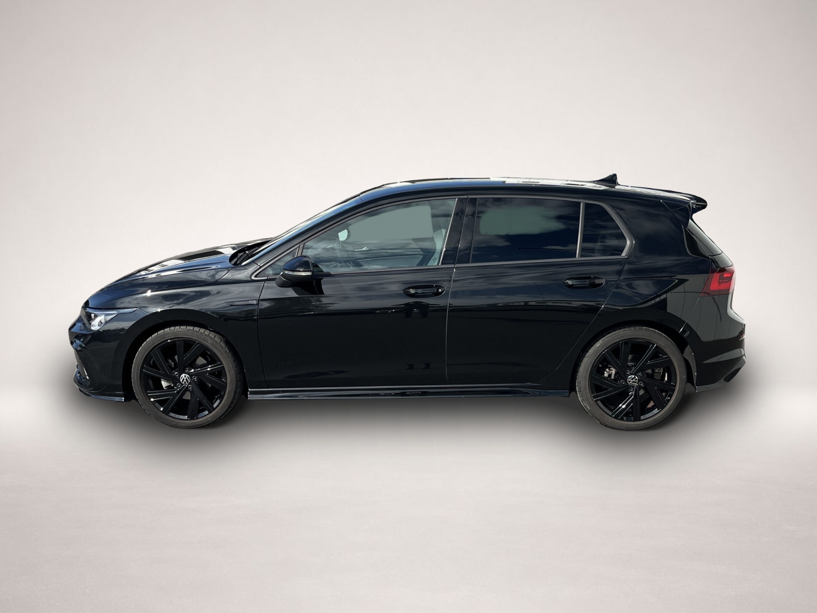 Bild 2 Volkswagen Golf 1.5 TSI DSG R-Line Black Style 175¤ m.20% A