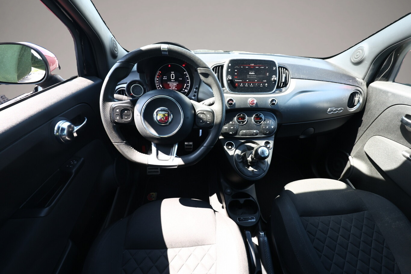 Fotografie 7 des Abarth 595 1.4 T-Jet 160 Pista Klimaaut PDC 17Z