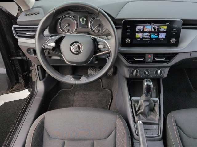 Bild 5 Skoda Kamiq 1.5TSI*DSG LED Tempom SHZ PDC Smart-Link