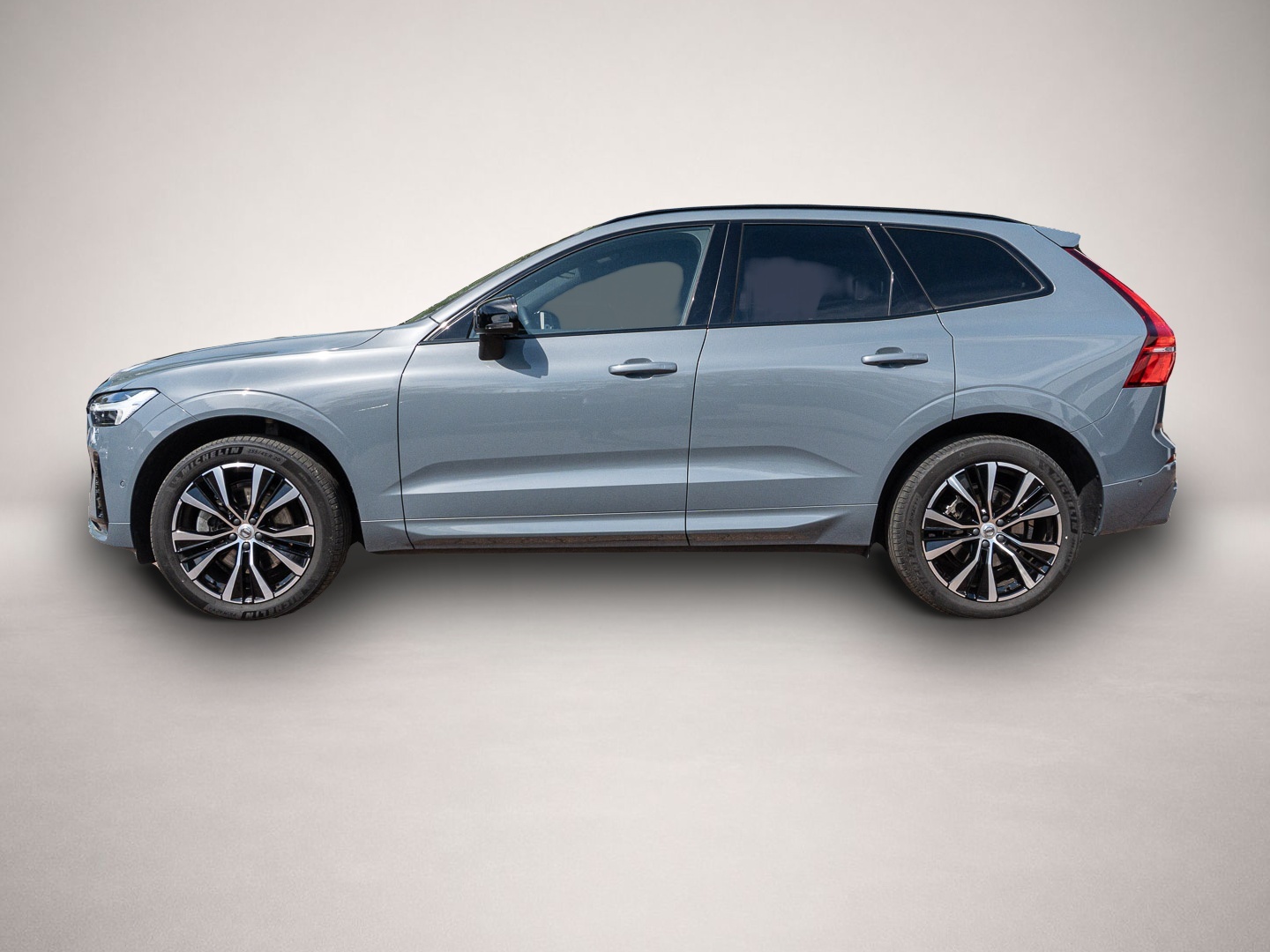 Fotografie 4 des Volvo XC60 Plus Dark 2WD StandHZG Leder Digitales Cock