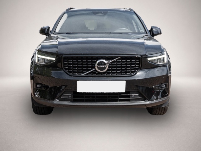 Bild 3 Volvo XC40 Plus Dark 2WD StandHZG Leder Digitales Cock