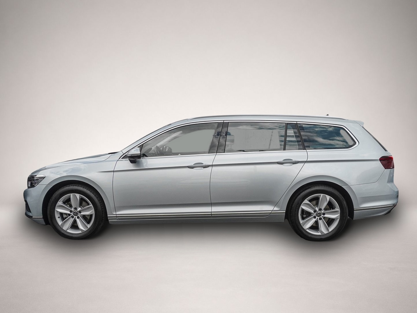 Bild 4 Volkswagen Passat Variant 1.5 TSI Elegance IQ Light ACC