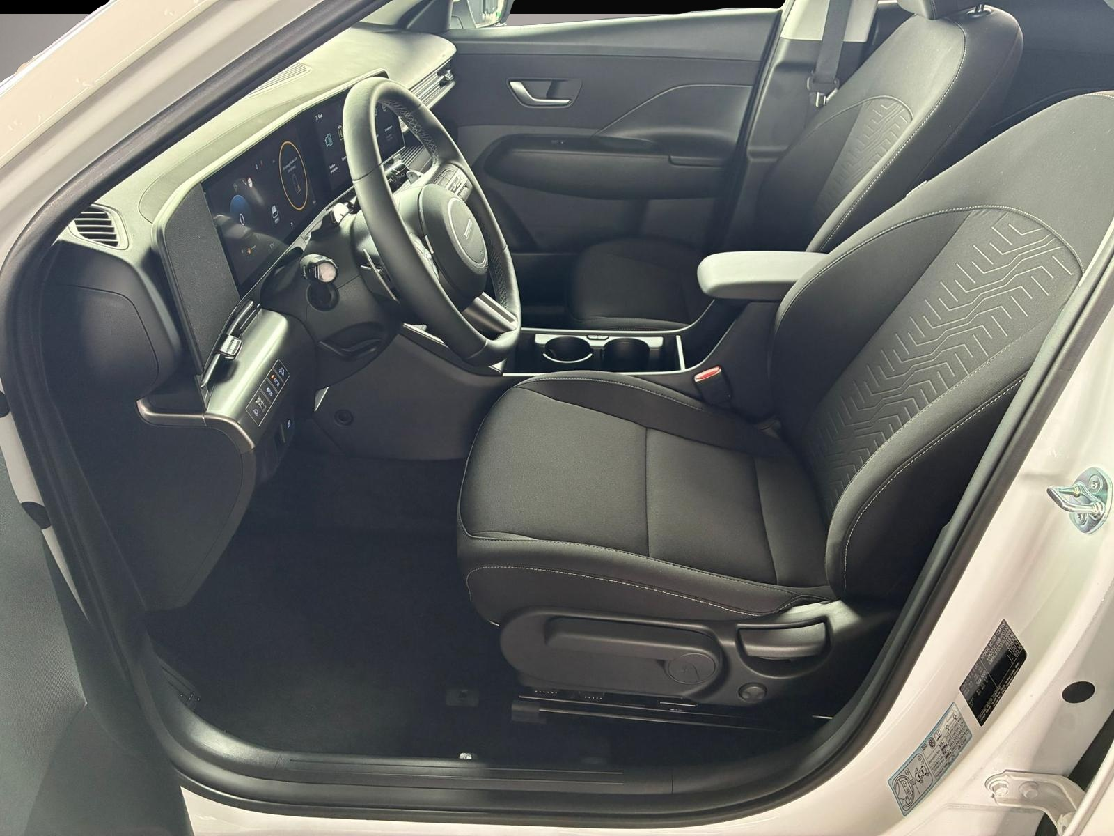 Bild 5 Hyundai Kona Comfort Plus 1.6 T-GDI DCT 2WD / Navi / ACC