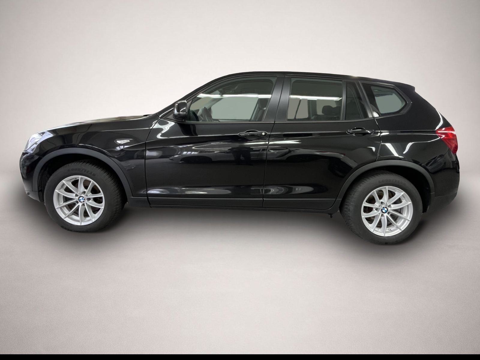 Fotografie 3 des BMW X3 2.0d xDrive AB 290EUR AHK 1.HAND NAVI HK PDC
