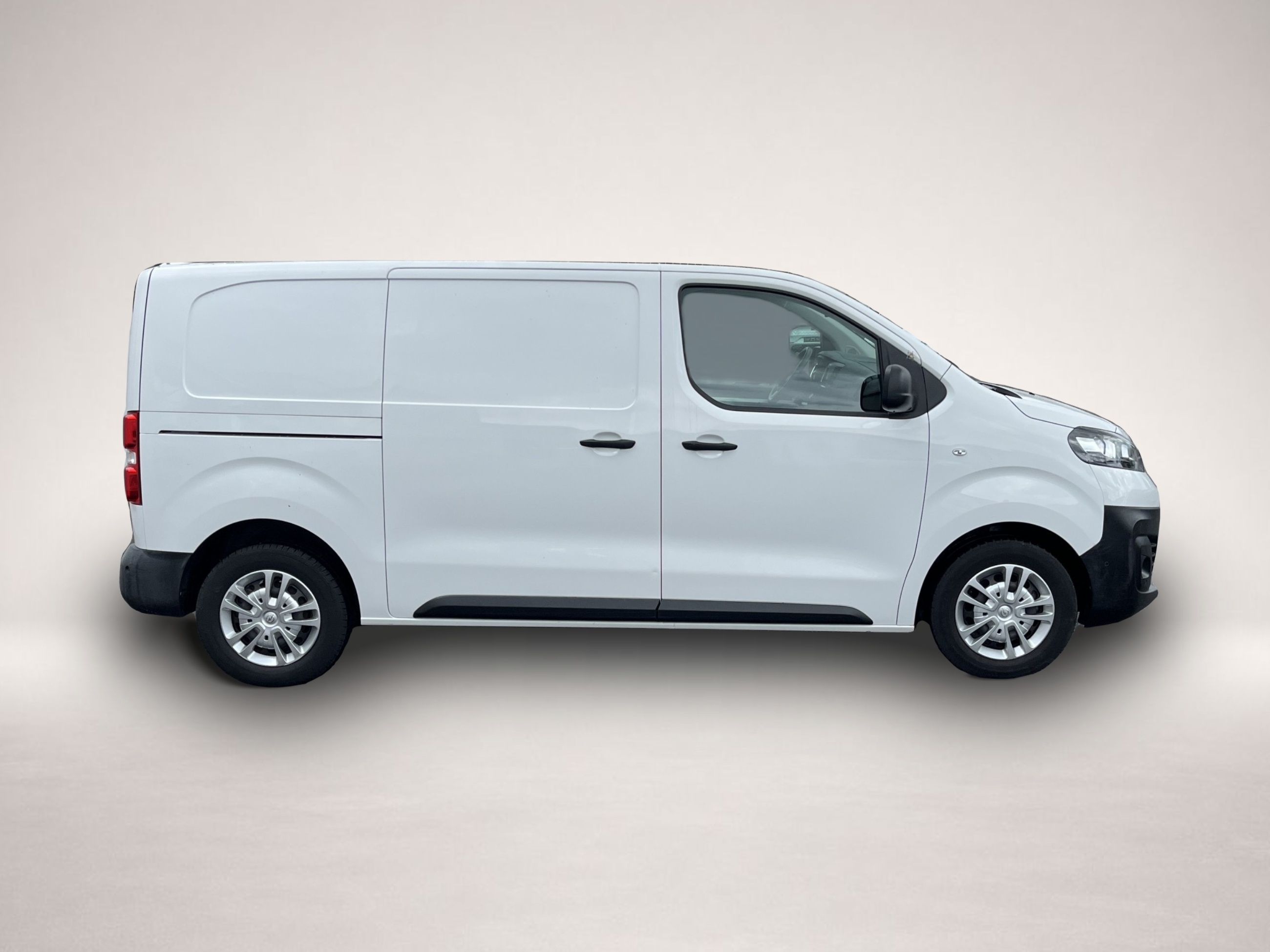 Bild 5 Opel Vivaro -e Edition M PDC Klima