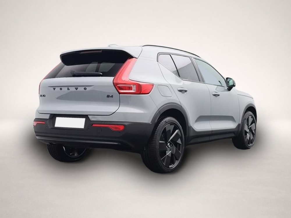 Fotografie 4 des Volvo XC40 2.0 Black Edition Plus B4 Mild-Hybrid 197P