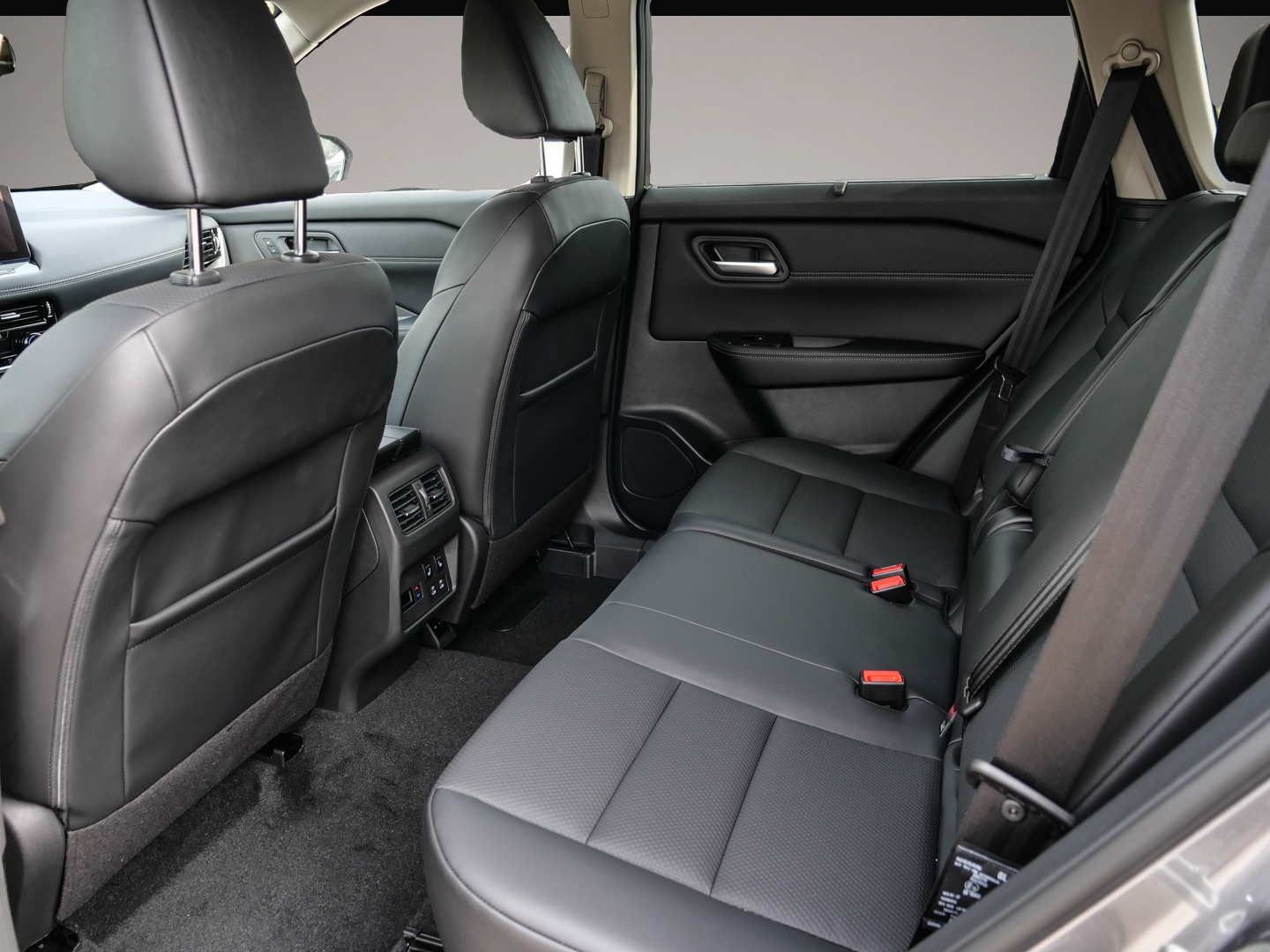 Bild 6 Nissan X-Trail N-Trek 1.5 VC-T e-POWER 204PS 4x2