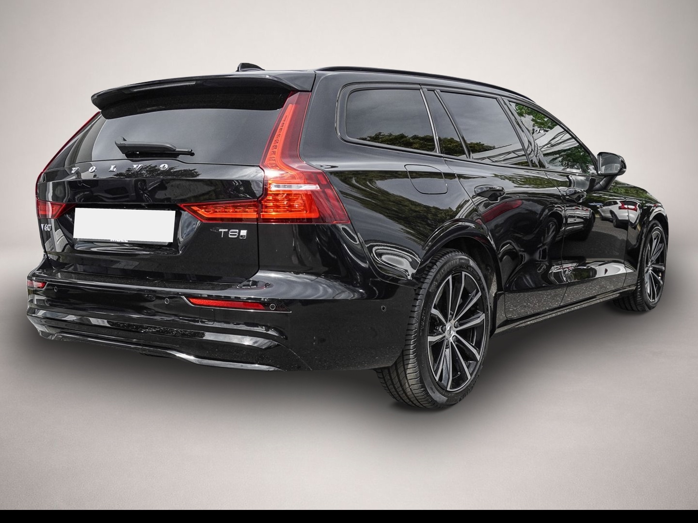 Bild 3 Volvo V60 T8 Twin Engine AWD Plus Dark LED Harman/Kard