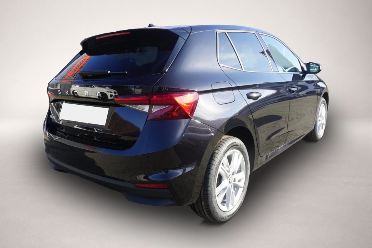 Bild 8 Skoda Fabia 1.0 MPI Neuwertig 10km Kamera Sitzheizung