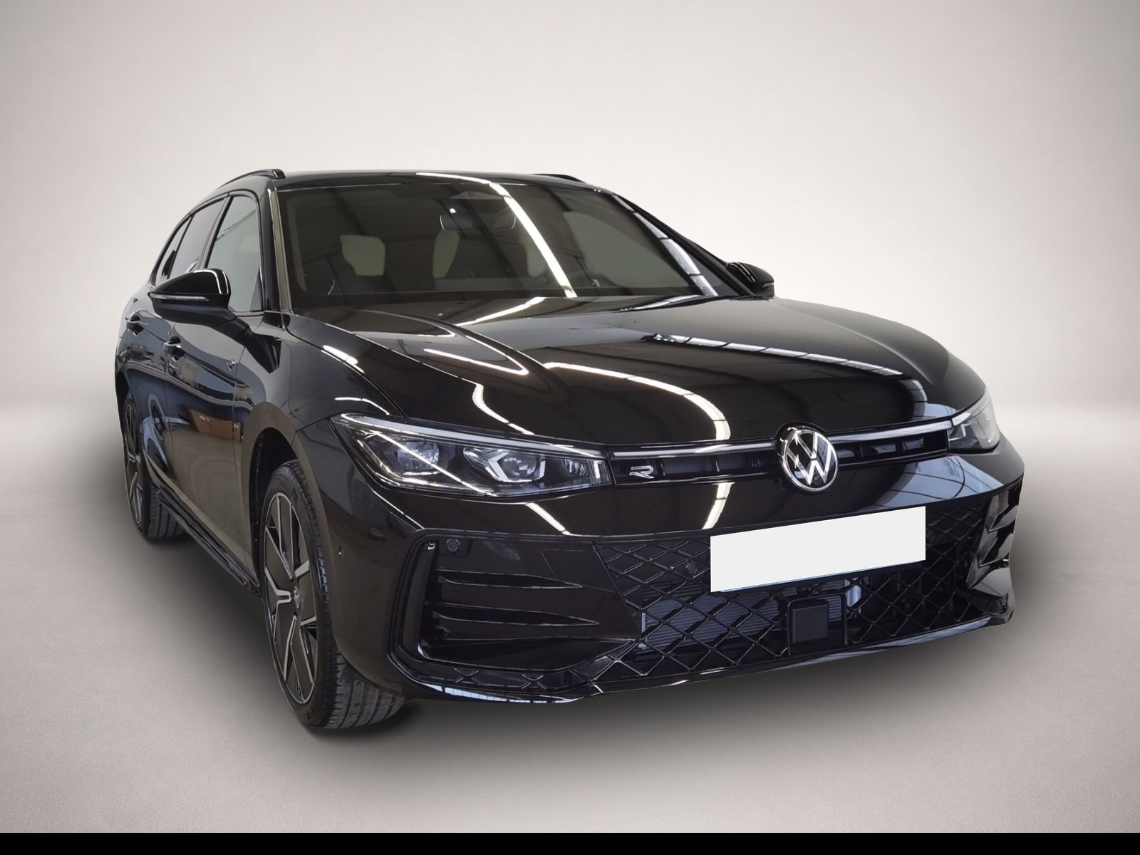 Bild 7 Volkswagen Passat R-Line 1,5 l eHybrid OPF 130 kW (177 PS)