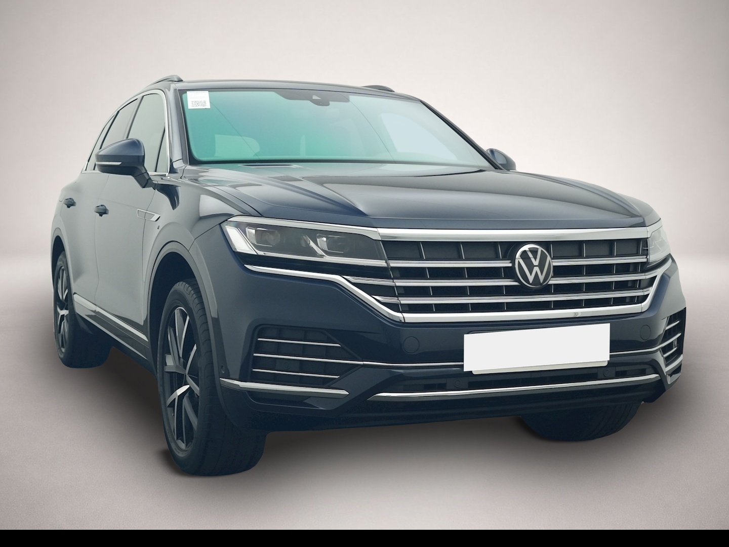 Bild 7 Volkswagen Touareg 3.0 TDI ALU 20 LEDER-PUGLIA PANORAMA