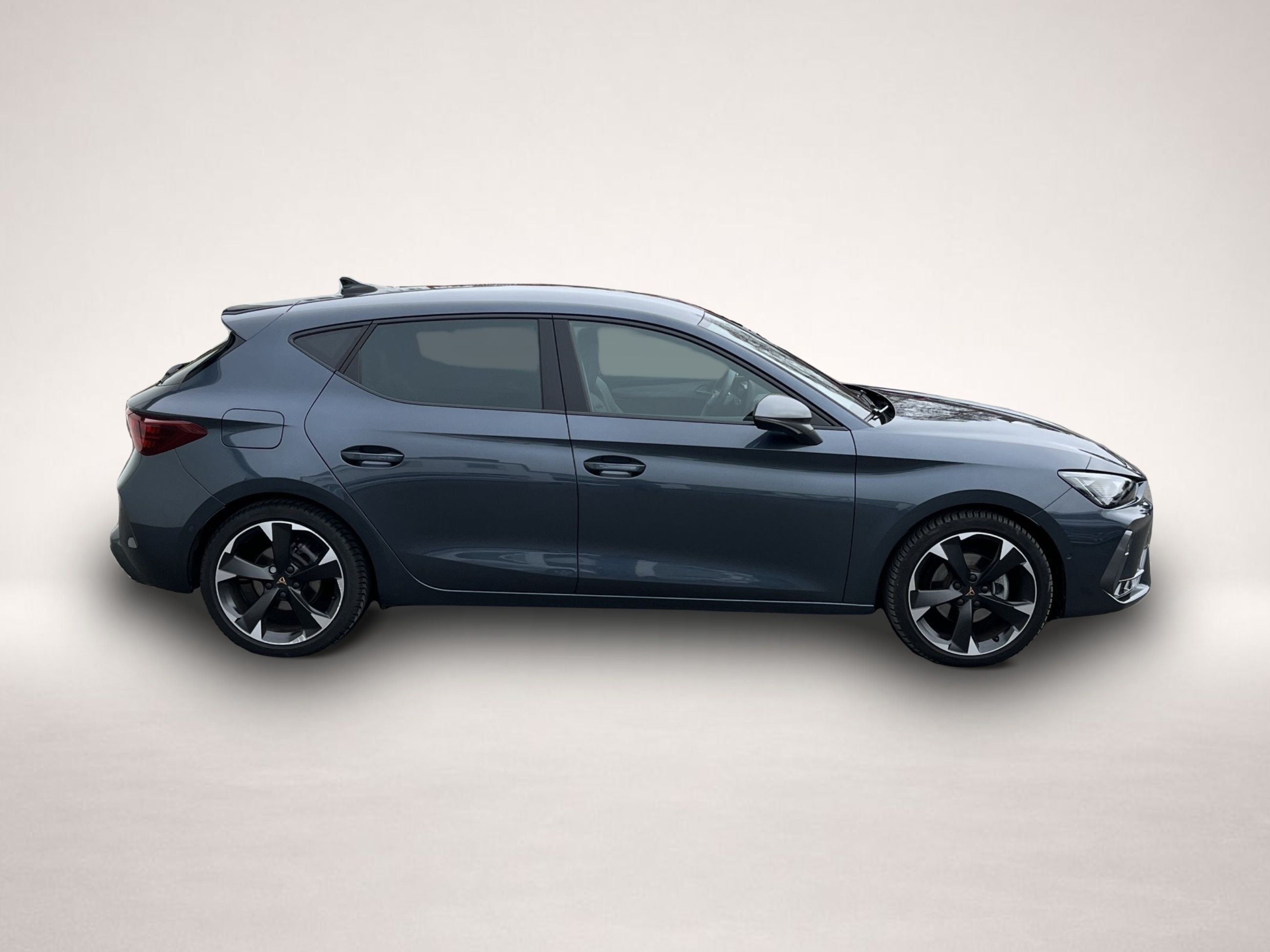 Bild 4 Cupra Leon 2.0 TDI DSG Navi ACC LED RFK LR-HZG DigCock