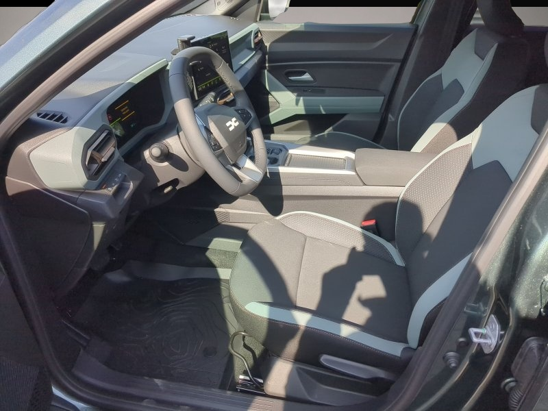 Bild 4 Dacia Bigster Extreme Hybrid 155 SHZ LED PDC RFK