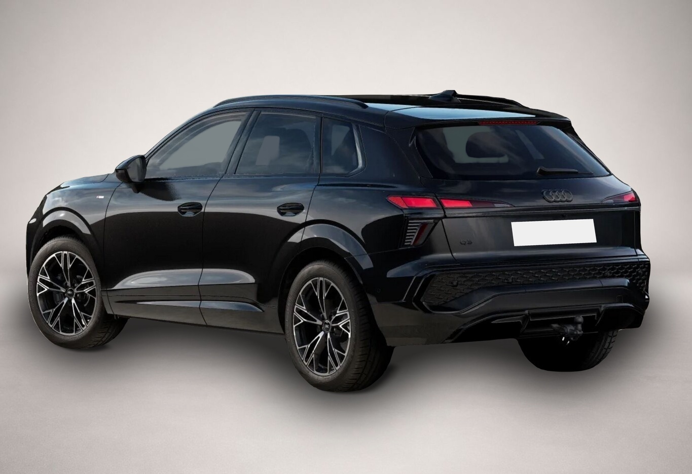 Bild 3 Audi Q3 2xS line Tech 19Z KlimaP OptikP AHK Privacy