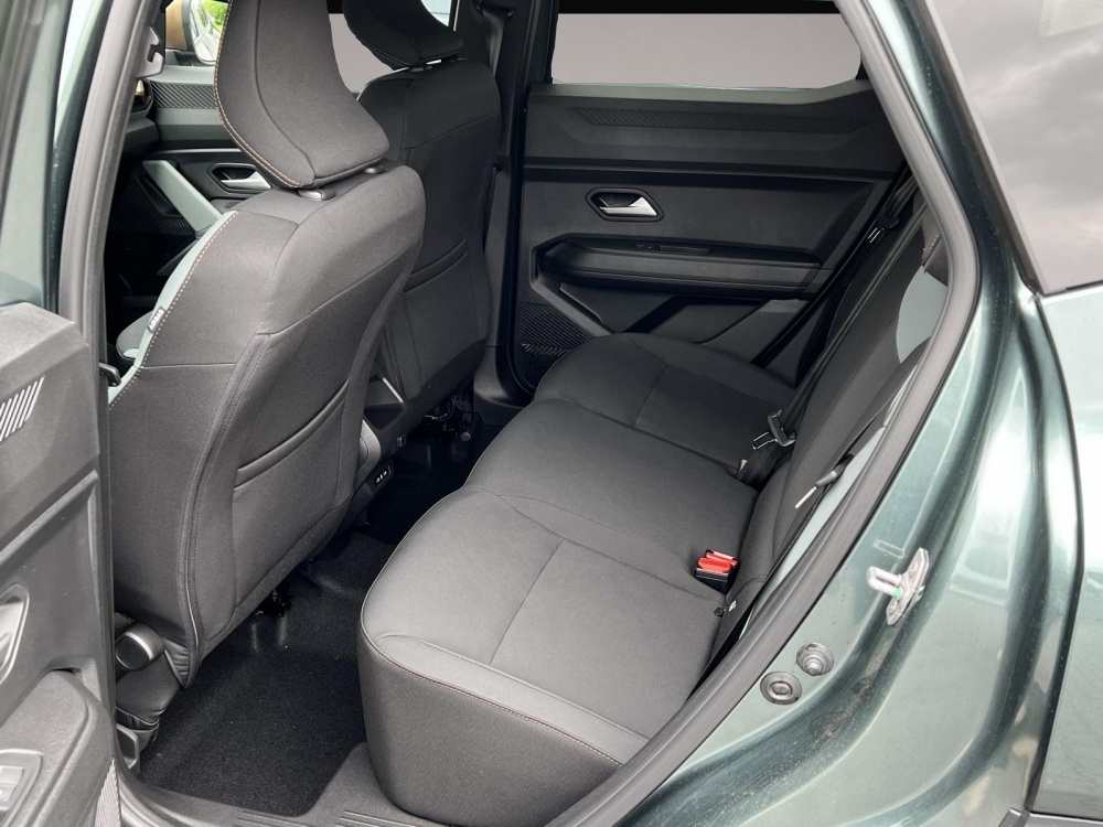 Fotografie des Dacia Duster Extreme hybrid-G 150 4x4 Winter Plus