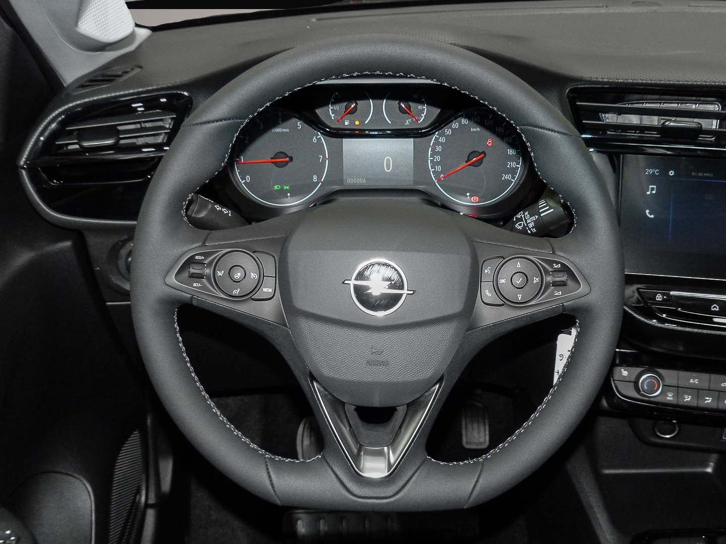 Bild 6 Opel Corsa Edition // Winter-Paket // Komfort Paket L