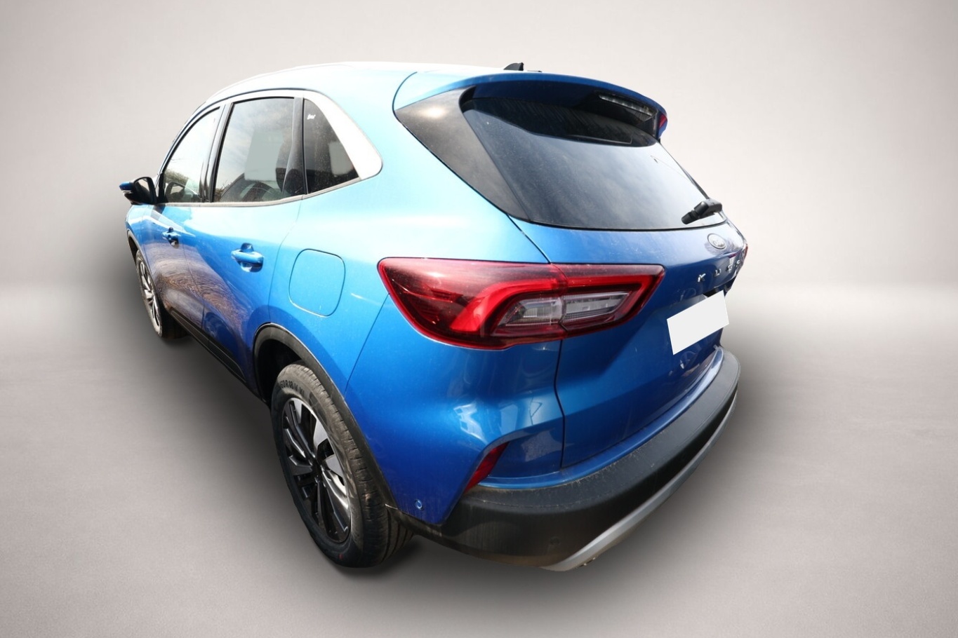 Bild 4 Ford Kuga Aut Titanium ACC TotW Kam360 WinterP 18Z