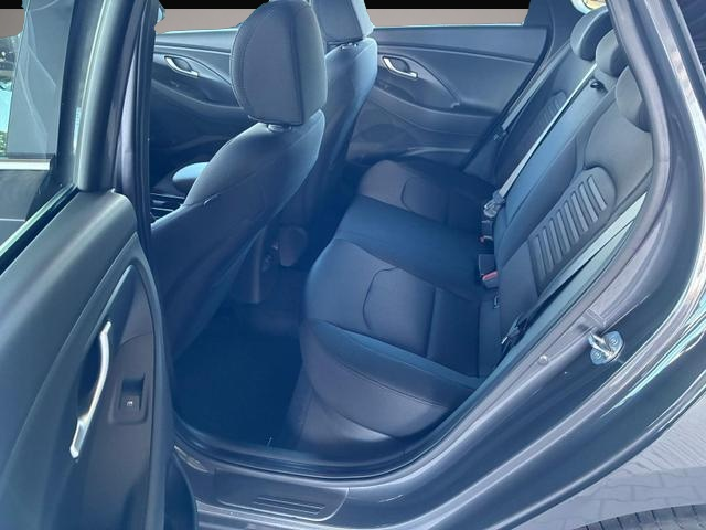 Bild 5 Hyundai i30 Kombi Comfort Plus 1.0 TGDI / Navi / Sitz &.