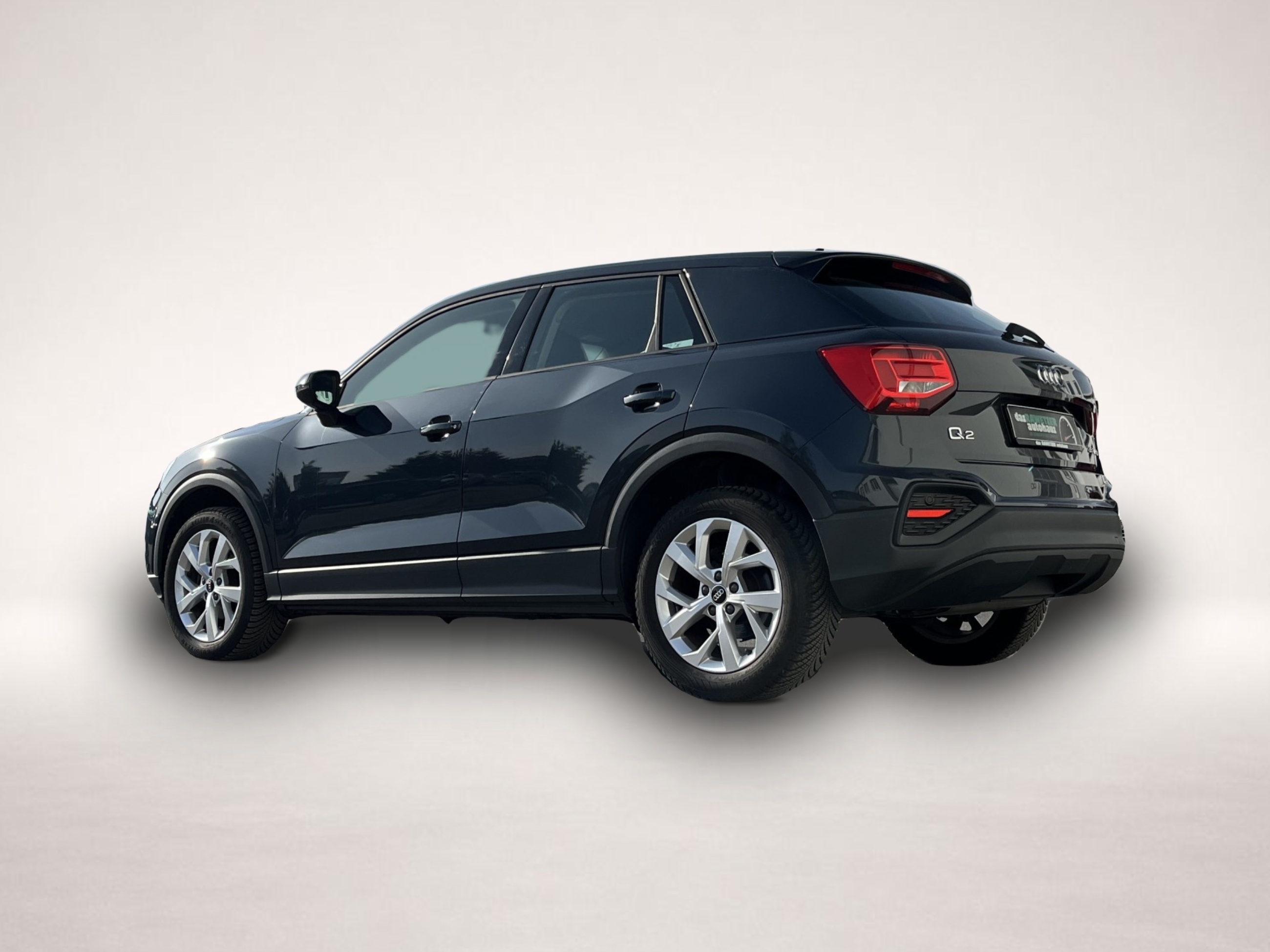 Bild 8 Audi Q2 35 1.5 TFSI S tronic 17 Zoll Navi RFK el.Klap