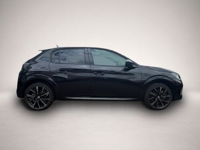 Bild 3 Peugeot 208 e- GT Elektromotor 136 ACC/BLIS/CAM/CARPLY