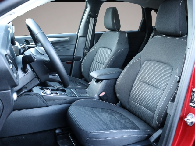 Bild 6 Ford Kuga Plug-In Hybrid Titanium Navi Digitales Cock