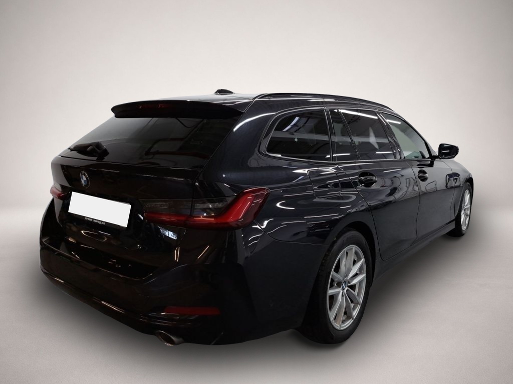 Fotografie 3 des BMW 318 318d Touring Aut. M Shadow NAVI RFK LED MATRIX