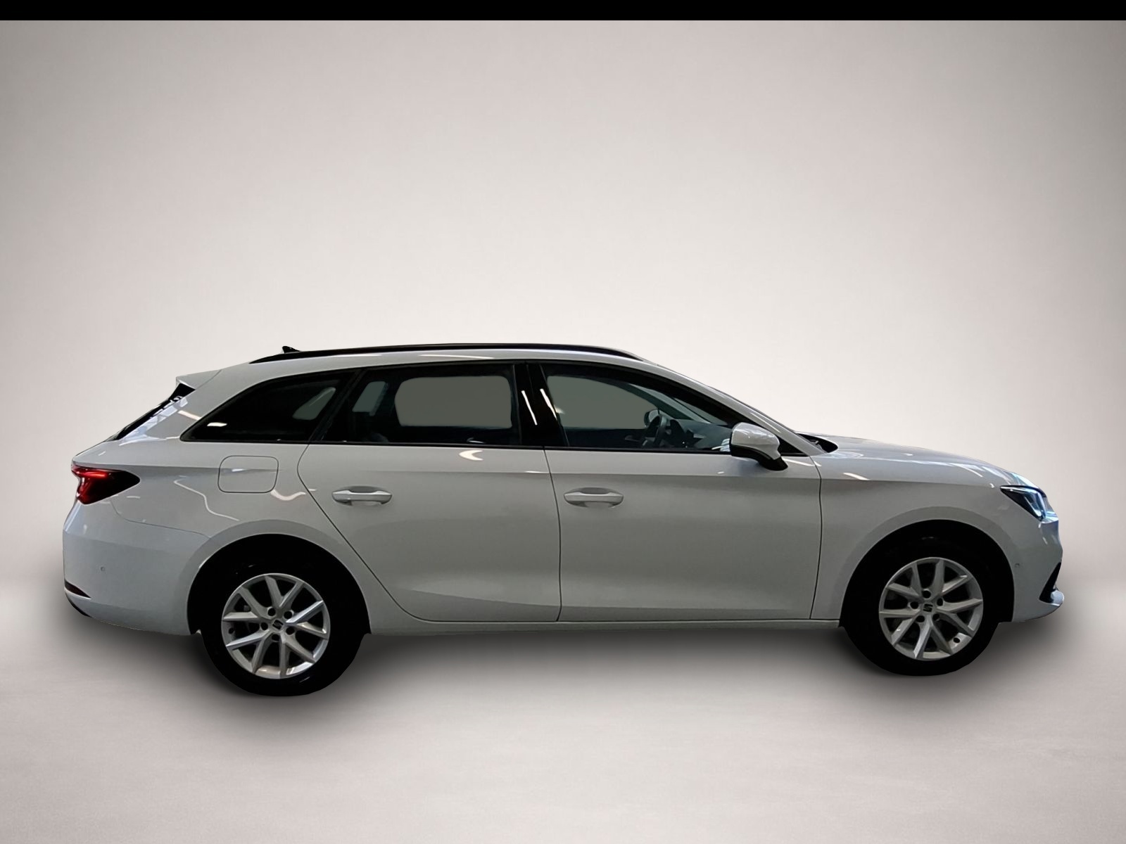 Bild 6 Seat Leon Sportstourer Style 2.0 TDI 7-Gang DSG