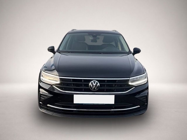 Fotografie des Volkswagen Tiguan 2.0 TDI DSG Move Kamera,Standhz.,Digital