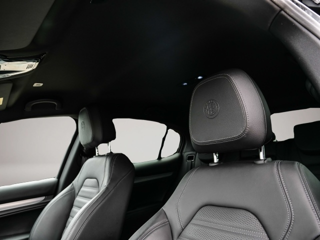 Fotografie 5 des Alfa Romeo Stelvio Veloce Q4 AHK-el. klappb. El. Fondsitzve