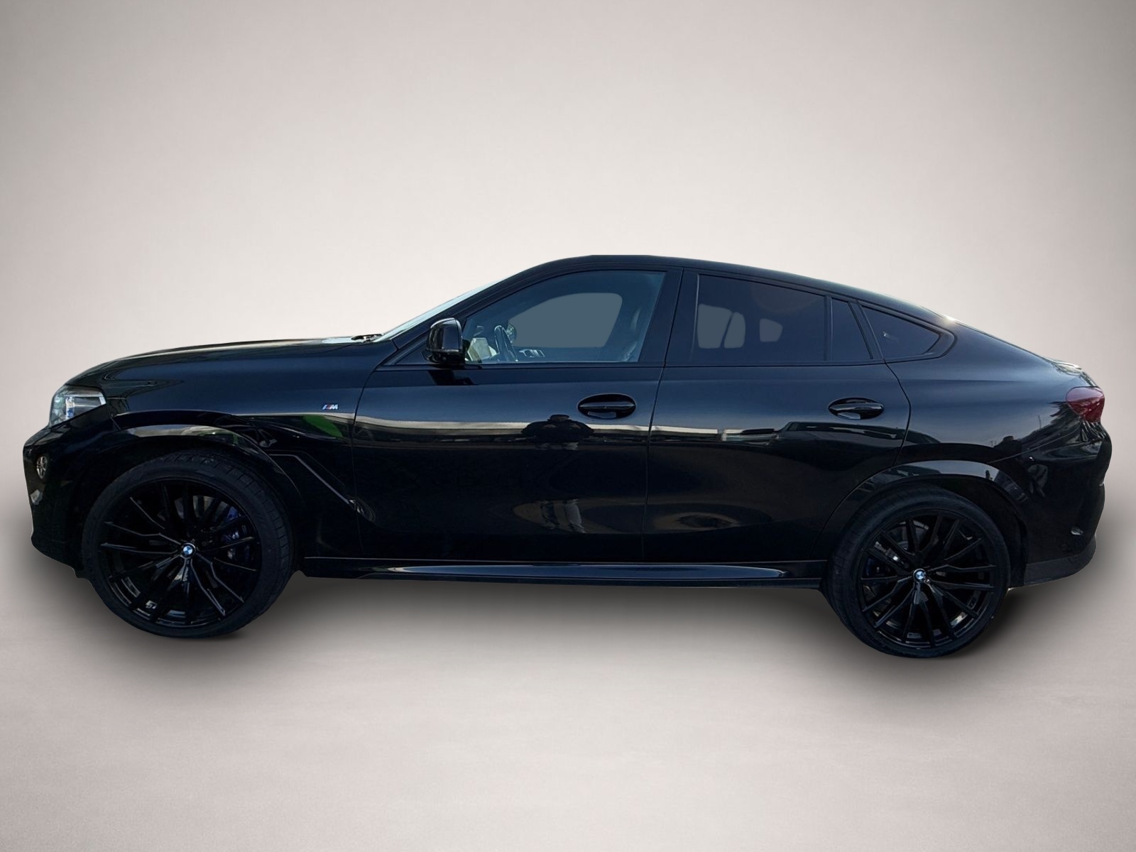 Bild 2 BMW X6 M50 i Shadow-Line Adaptives Fahrwerk*Innovati