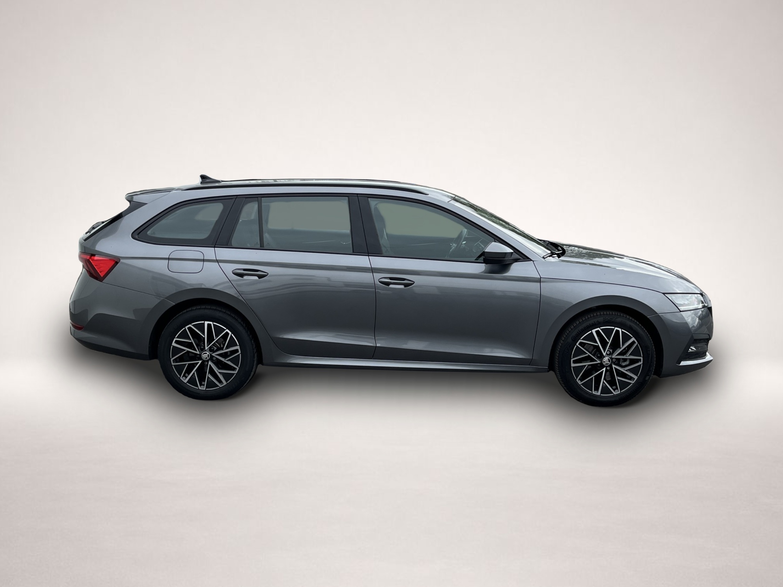 Bild 3 Skoda Octavia Combi 1.4 TSI e-Hybrid Blackline 150¤ m.