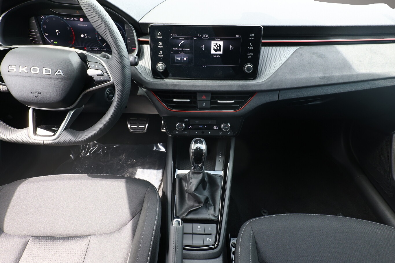 Fotografie 7 des Skoda Scala DSG Dynamic Pano ACC SideA Kam Kessy SHZ