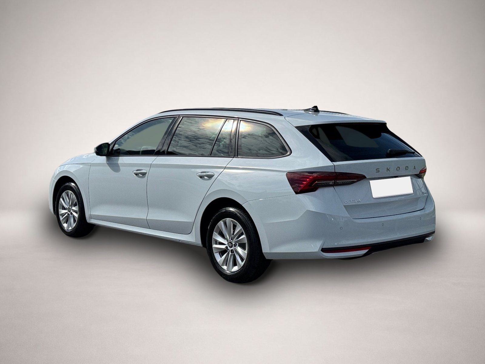 Bild 4 Skoda Octavia Combi Selection 1.5 eTSI DSG|AHK|SMARTLI