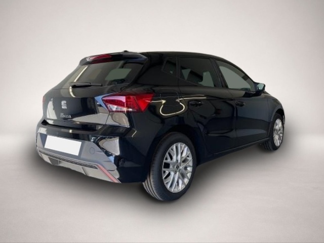 Fotografie 4 des Seat Ibiza Facelift Style 80PS Voll-LED+Kessy+PDC+Alarm+Si.