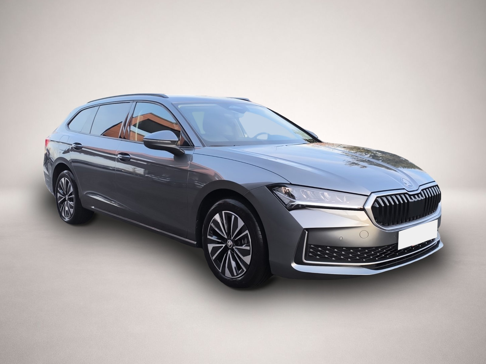 Bild 3 Skoda Superb Combi Selection 1.5 TSI iV 150kW 6-Gang D