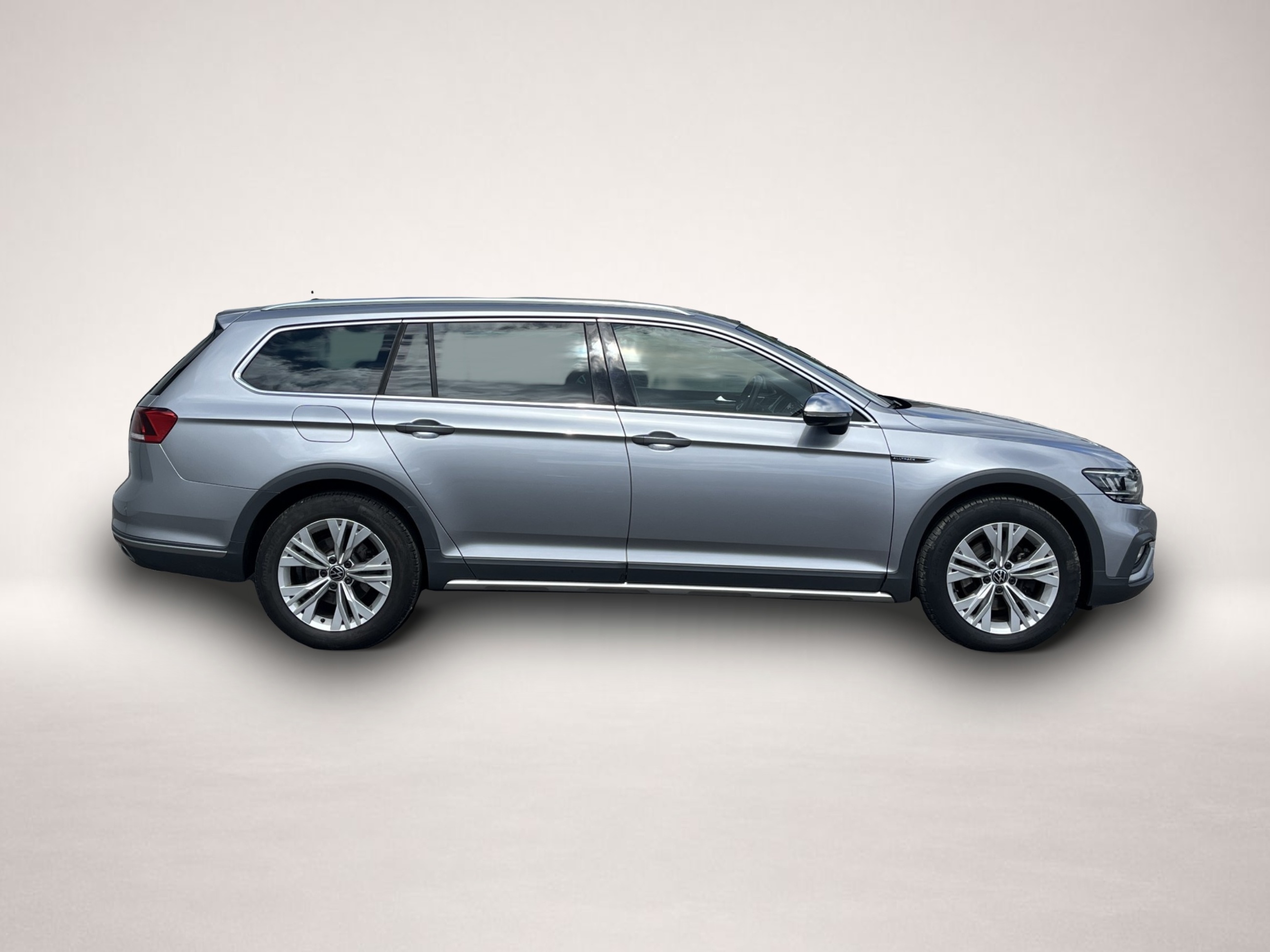 Bild 4 Volkswagen Passat Alltrack 2.0 TDI DSG 4Motion AHK Navi Are